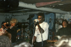 26_FISHBONE-at-the-Outhouse-photo-by-Greg-Blair